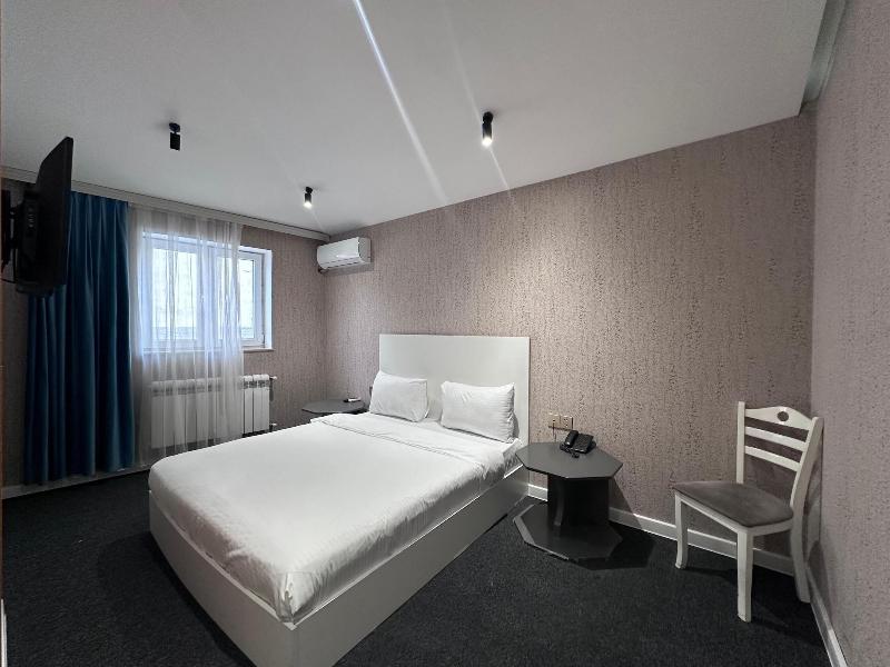 Central City Hotel Baku image
