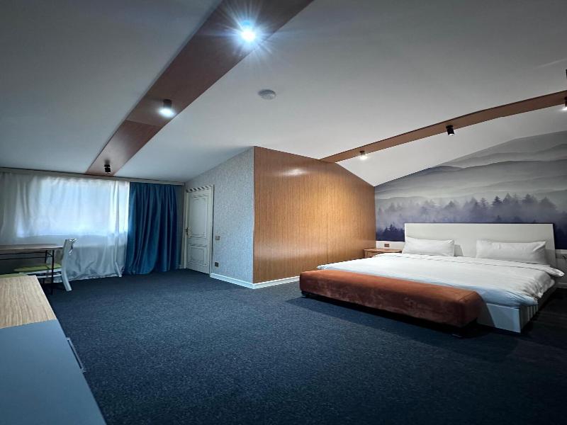 Central City Hotel Baku image