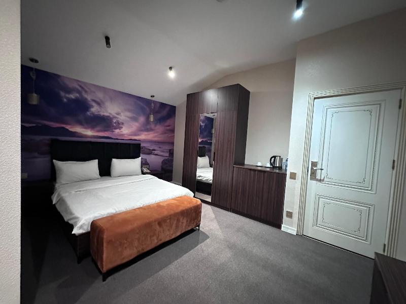 Central City Hotel Baku image