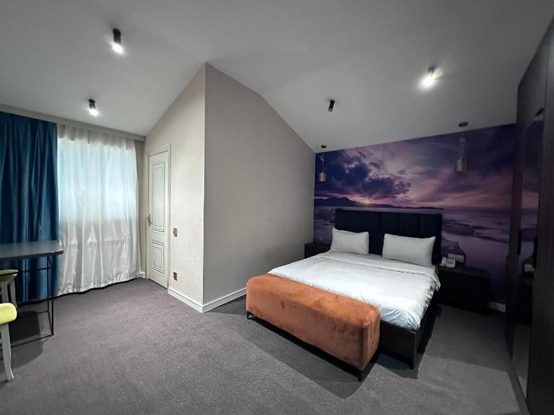 Central City Hotel Baku image