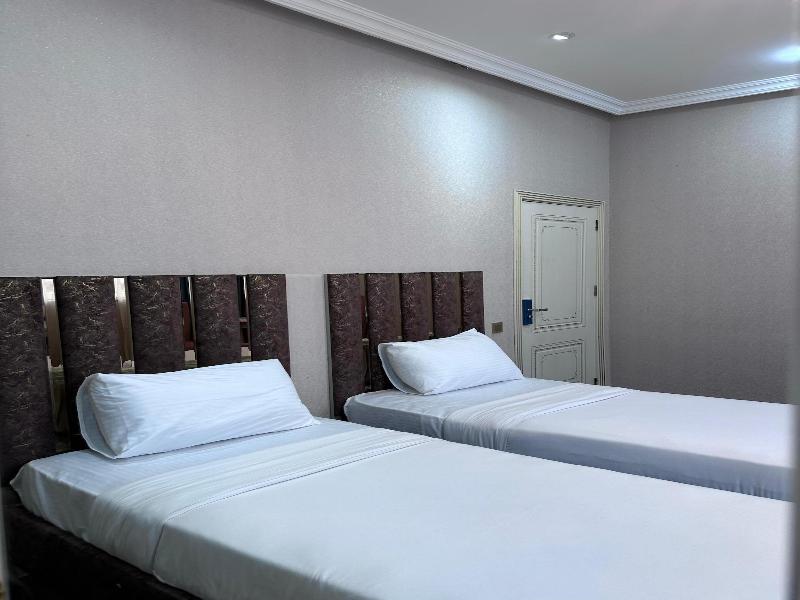 Central City Hotel Baku image
