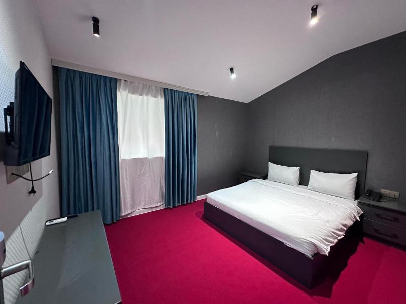 Central City Hotel Baku image