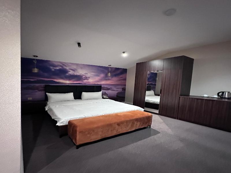 Central City Hotel Baku image