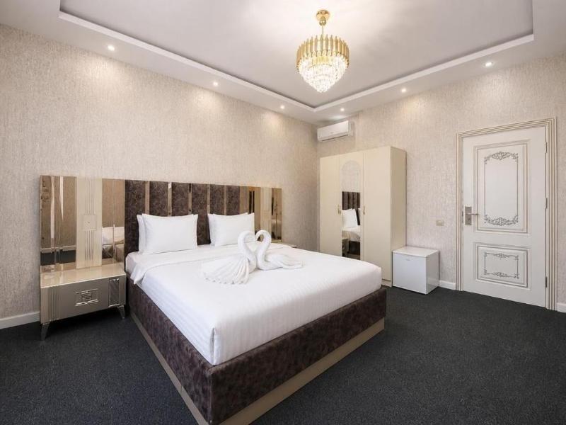 Central City Hotel Baku image