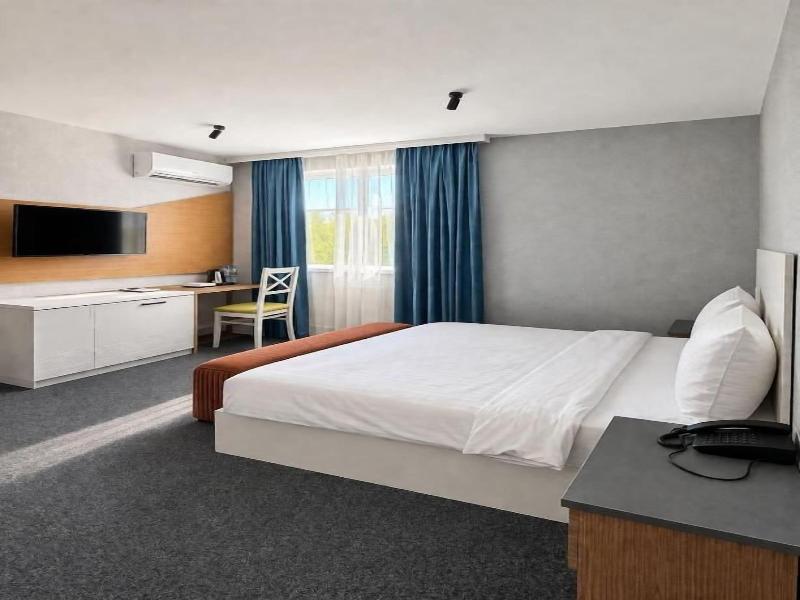 Central City Hotel Baku image
