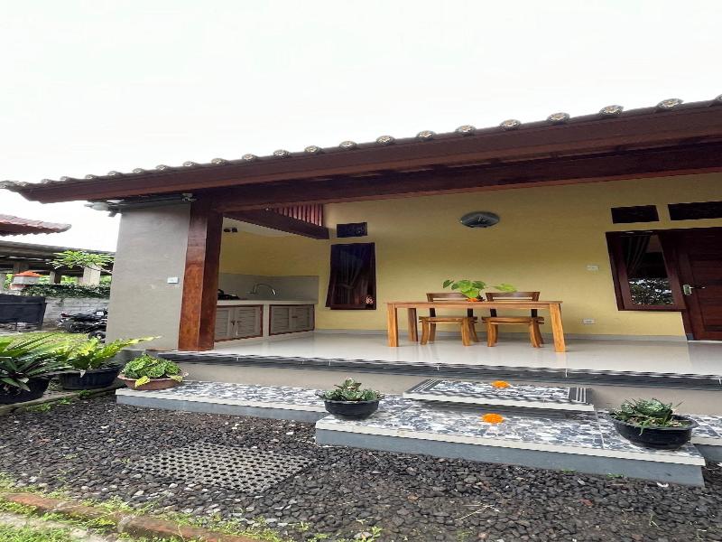 Bali Asli Guest House By Eps image