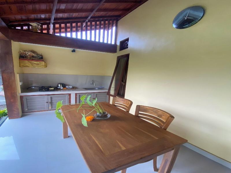 Bali Asli Guest House By Eps image
