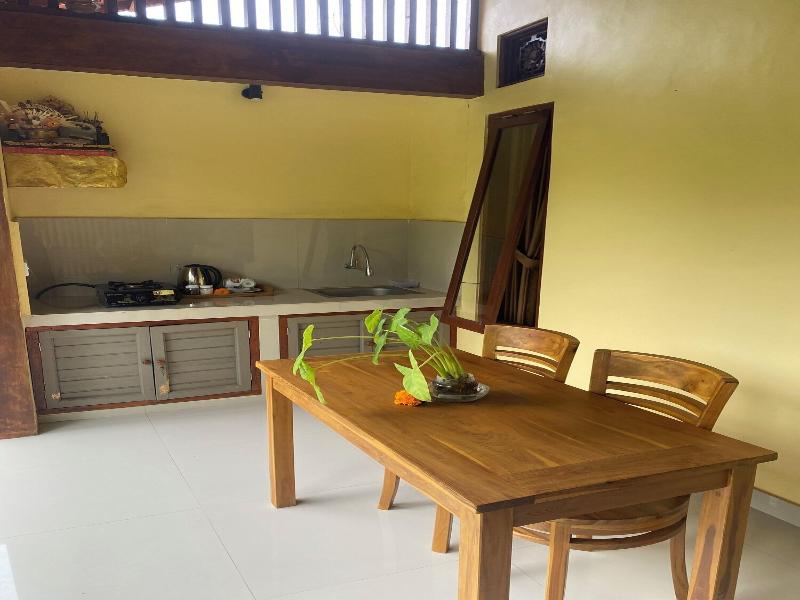 Bali Asli Guest House By Eps image