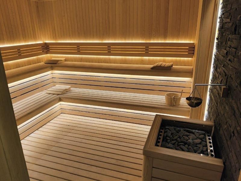 Golden Rose Hotel & Spa image