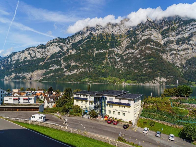 Seeblick Hotel Und Restaurant Rã¶ssli image