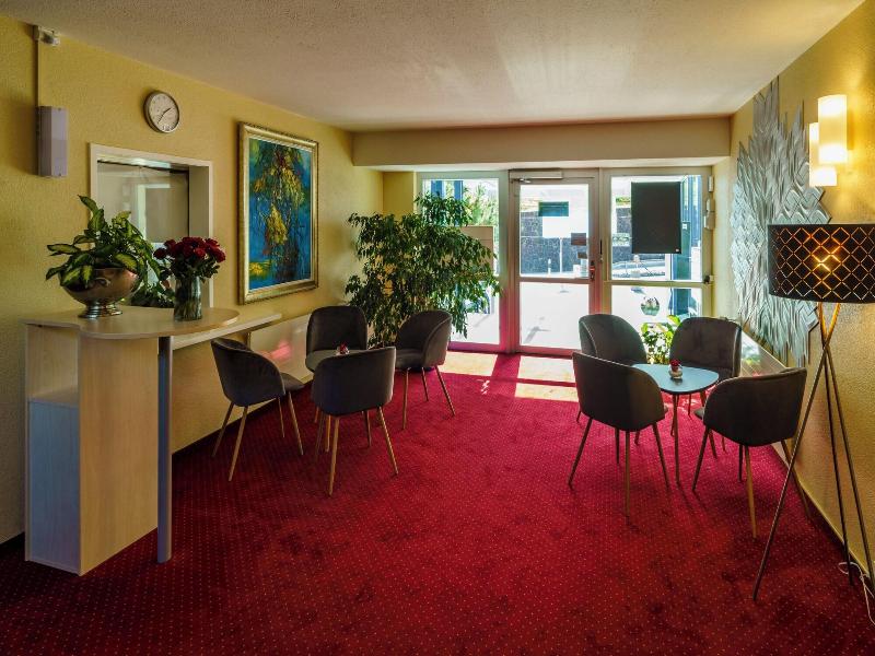 Seeblick Hotel Und Restaurant Rã¶ssli image