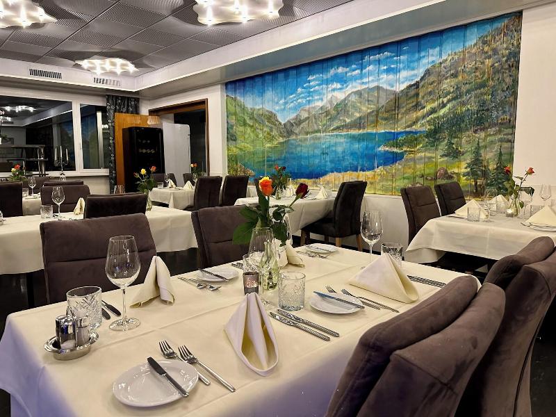 Seeblick Hotel Und Restaurant Rã¶ssli image