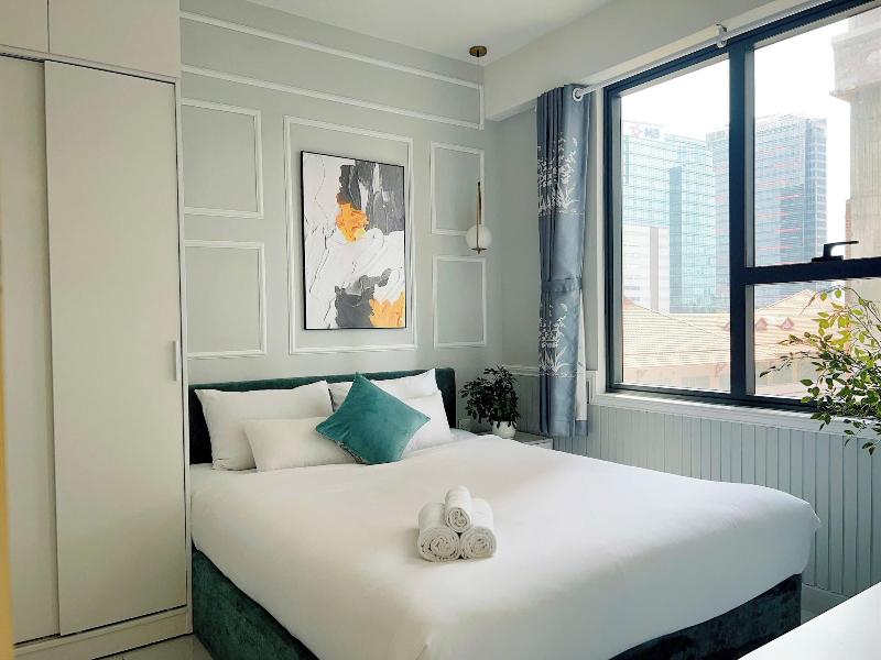The Grand Manhattan Apt Luxury Vacation image