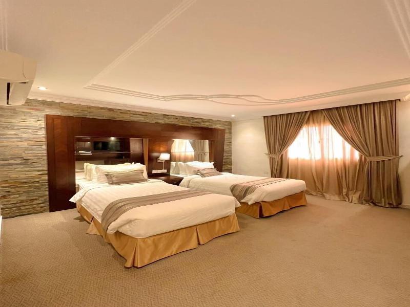 Loren Serviced Apartment Alslamah — view