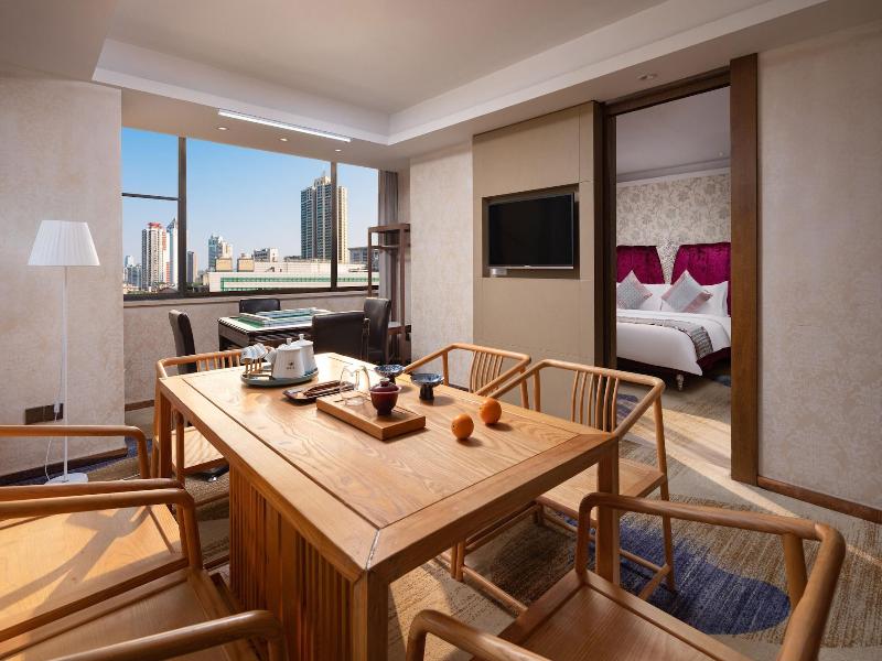Kaiserdom Hotel Guangzhou Ouzhuang image