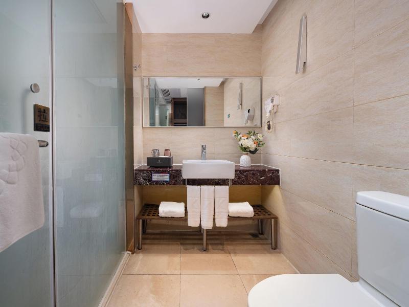 Kaiserdom Hotel Guangzhou Ouzhuang image