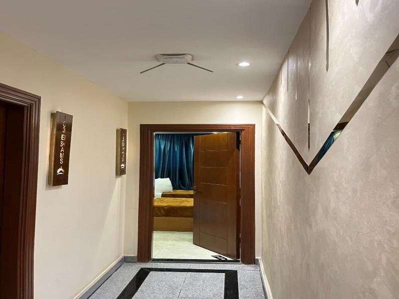 Sun City Hotel image