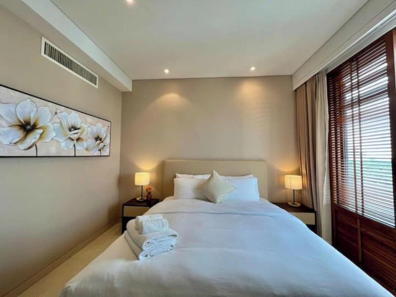 Bluesky Avalon Saigon Center Luxury image