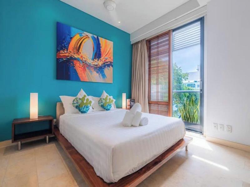 Bluesky Avalon Saigon Center Luxury image