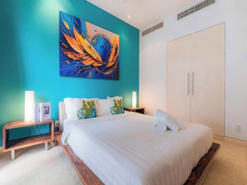 Bluesky Avalon Saigon Center Luxury image