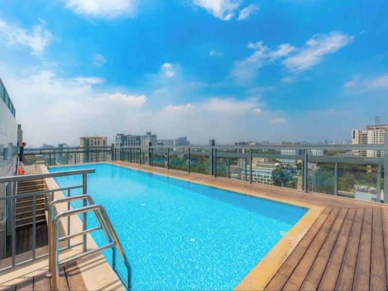 Bluesky Avalon Saigon Center Luxury image