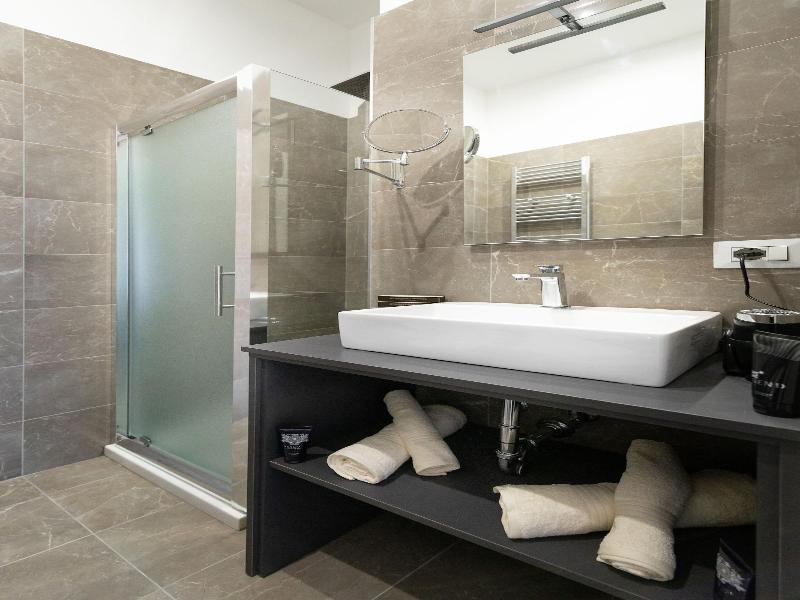 Fj Bianco Guest House image