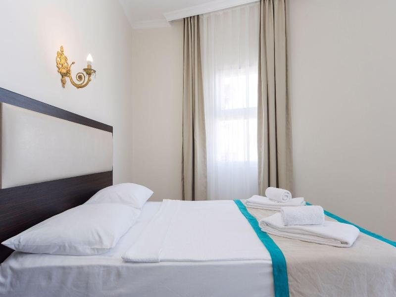 Club Sun Paradise Hotel image