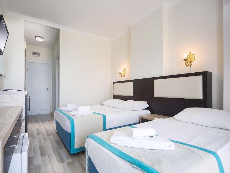 Club Sun Paradise Hotel image