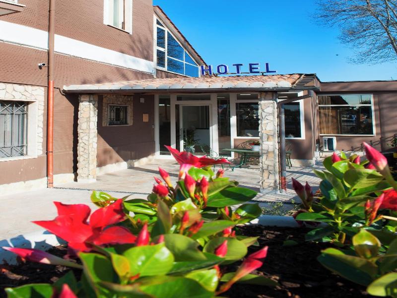 Hotel Riesco image