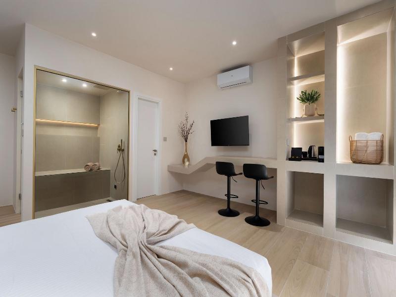 Selected Suites image