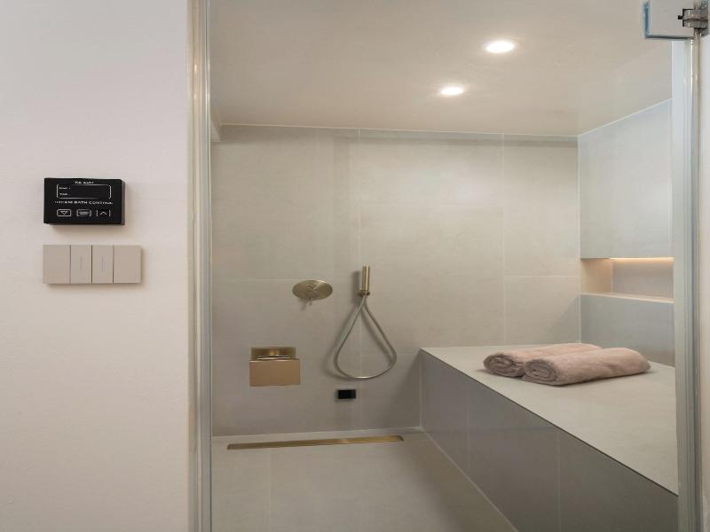 Selected Suites image