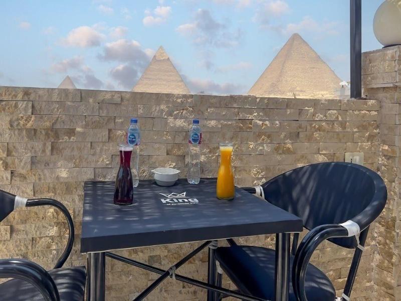 Pyramids Express View Inn image
