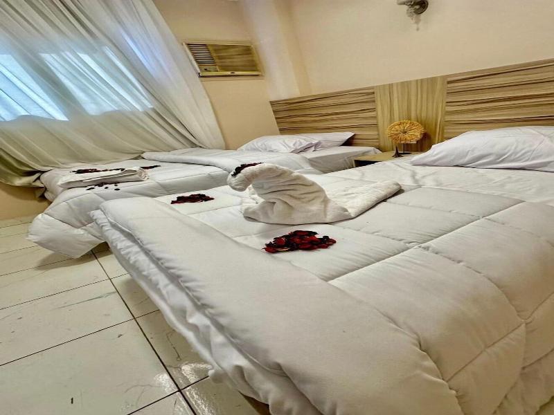 Pyramids Express View Inn image