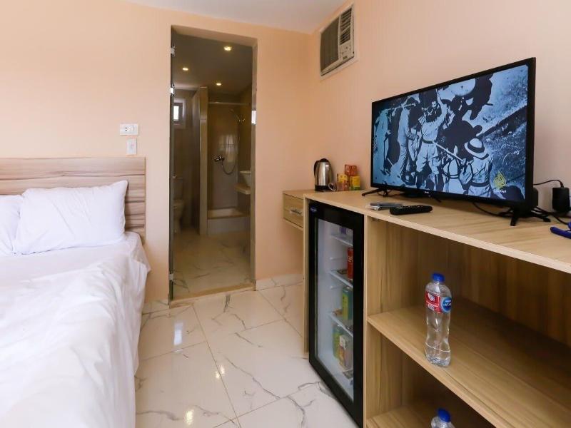 Pyramids Express View Inn image