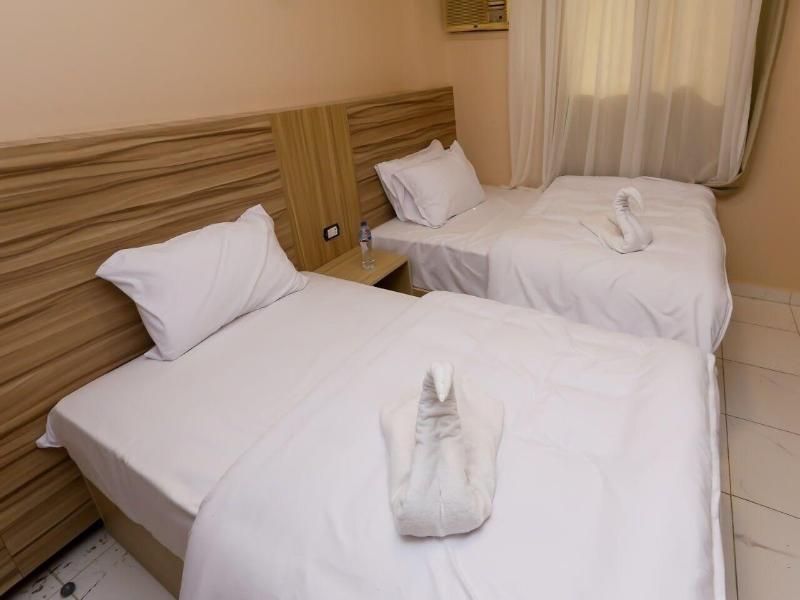 Pyramids Express View Inn image