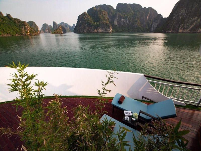 Dora Cruise image