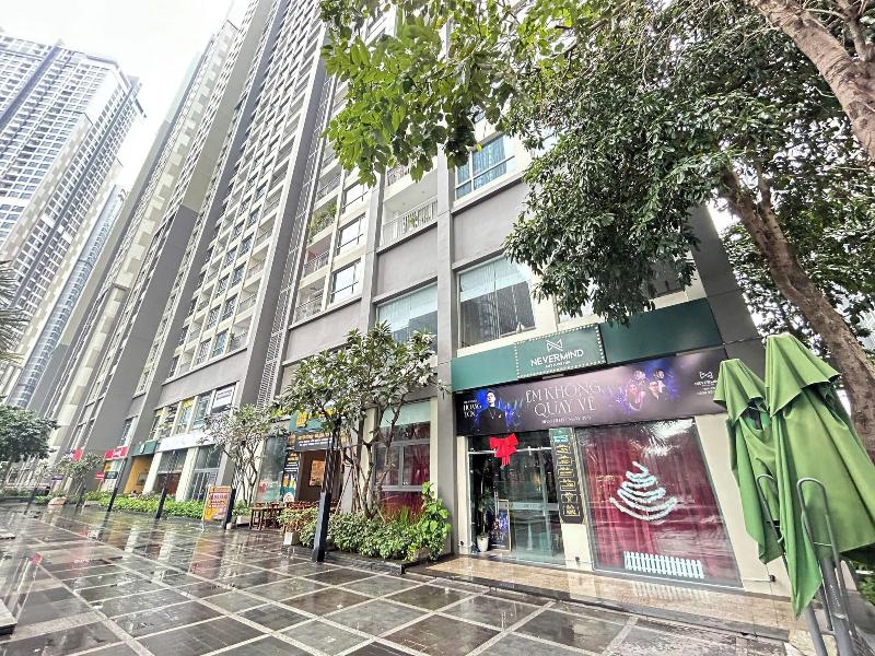 Cozy- Vinhomes Central Park Apartments image