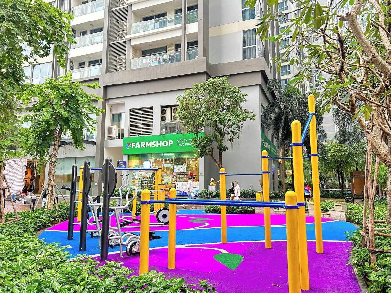 Cozy- Vinhomes Central Park Apartments image
