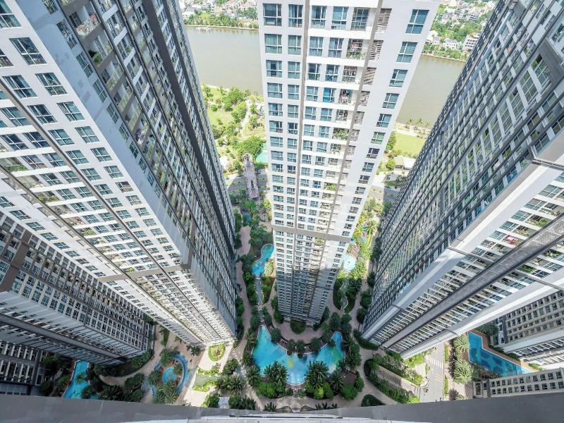 Cozy- Vinhomes Central Park Apartments image