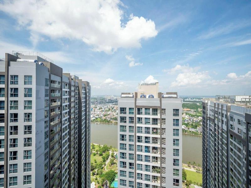 Cozy- Vinhomes Central Park Apartments image