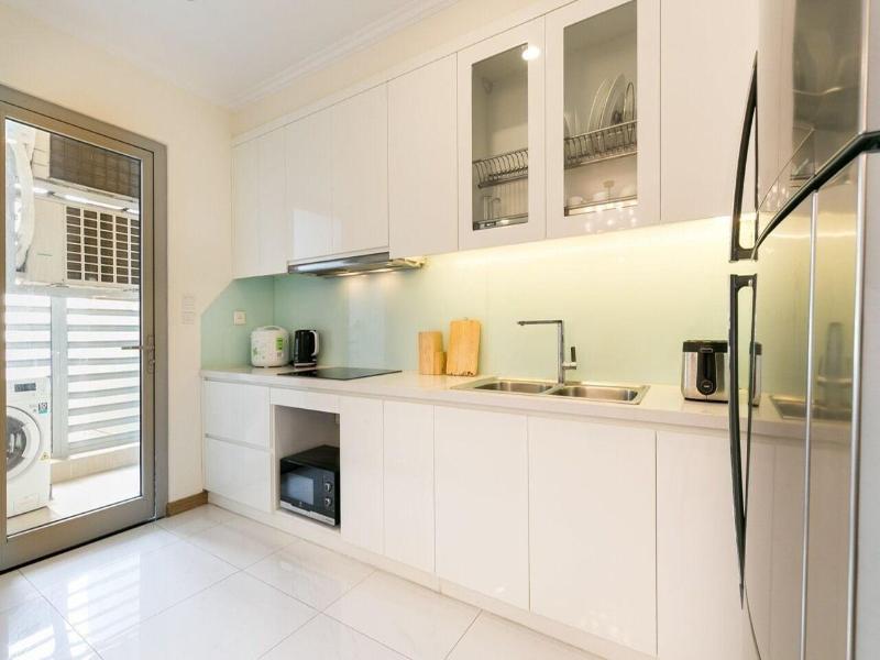 Cozy- Vinhomes Central Park Apartments image