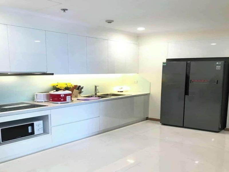 Cozy- Vinhomes Central Park Apartments image