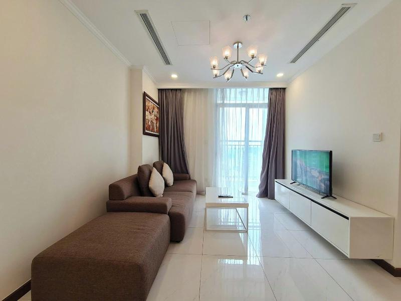 Cozy- Vinhomes Central Park Apartments image