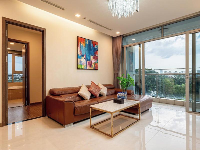 Cozy- Vinhomes Central Park Apartments image