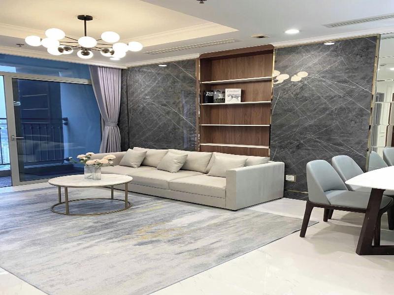 Cozy- Vinhomes Central Park Apartments image