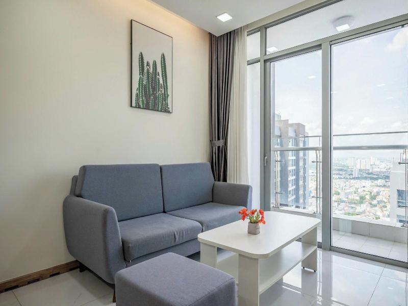 Cozy- Vinhomes Central Park Apartments image
