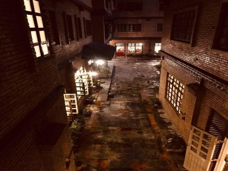 Courtyard Pujan Hotel image