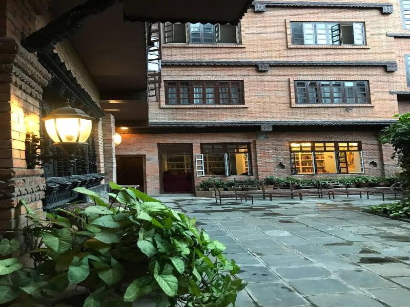 Courtyard Pujan Hotel image