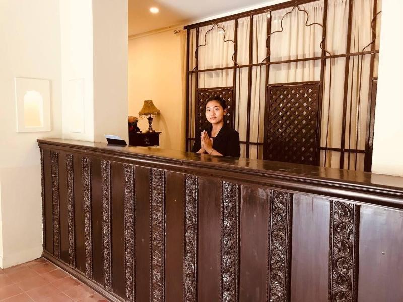 Courtyard Pujan Hotel image