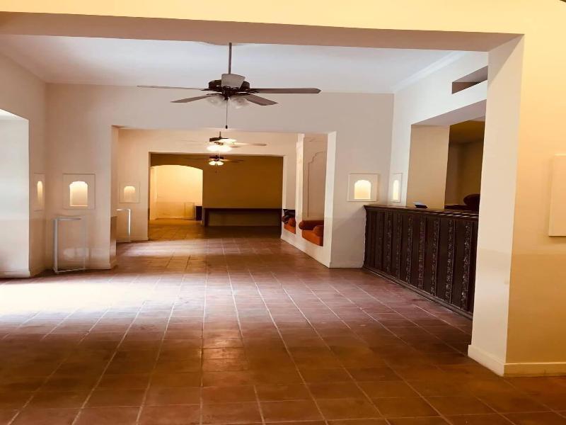 Courtyard Pujan Hotel image
